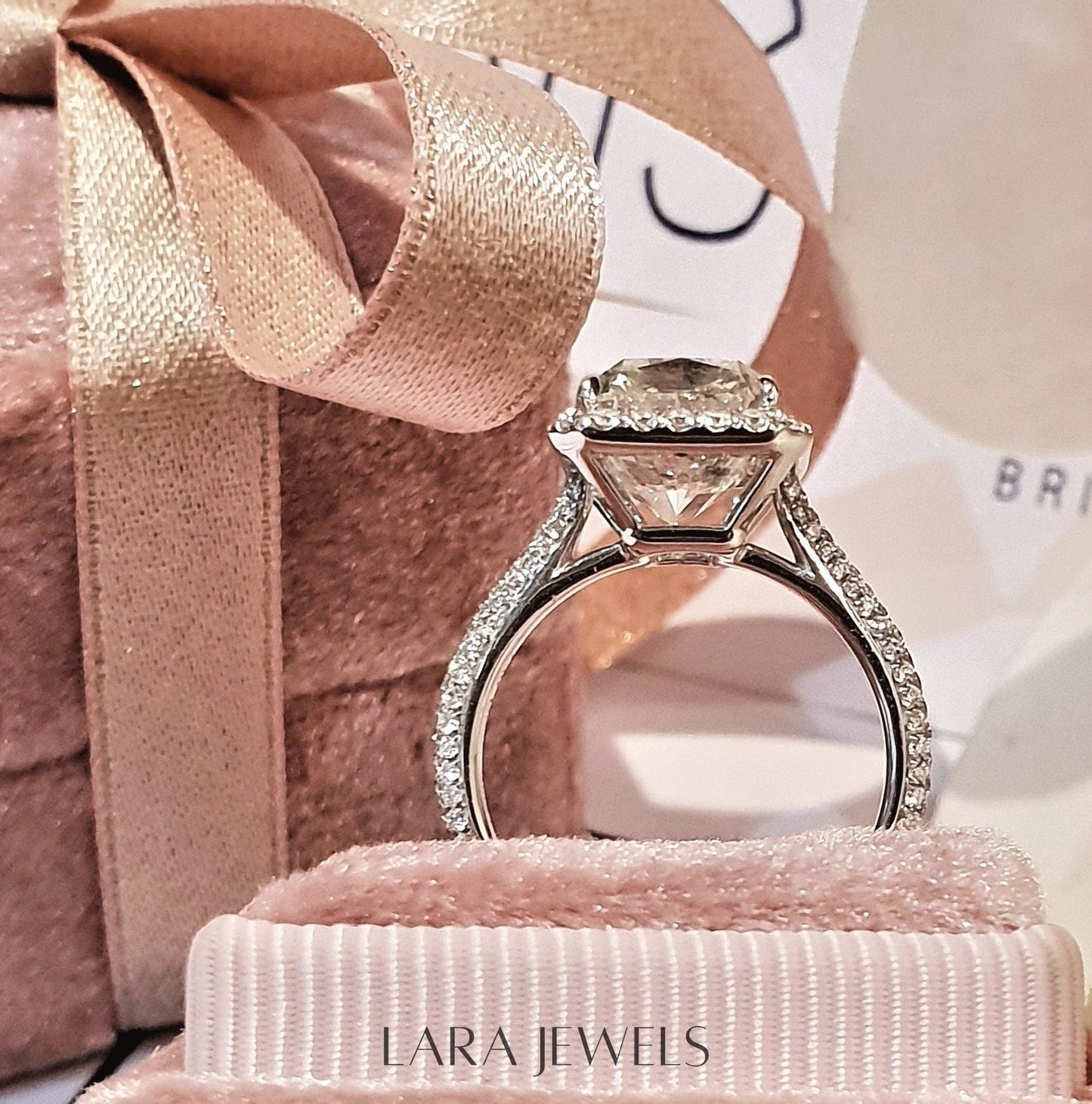 1.0-3.0 CT Radiant Lab Grown Diamond Halo Engagement Ring
