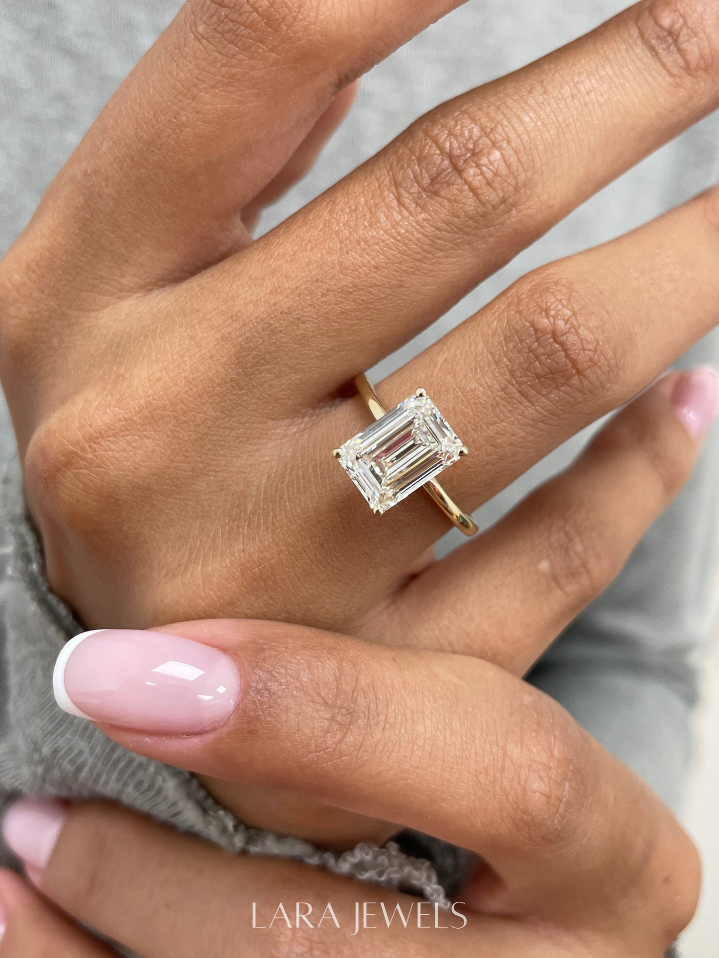 1.0-3.01 CT Emerald Lab Grown Diamond Solitaire Engagement Ring