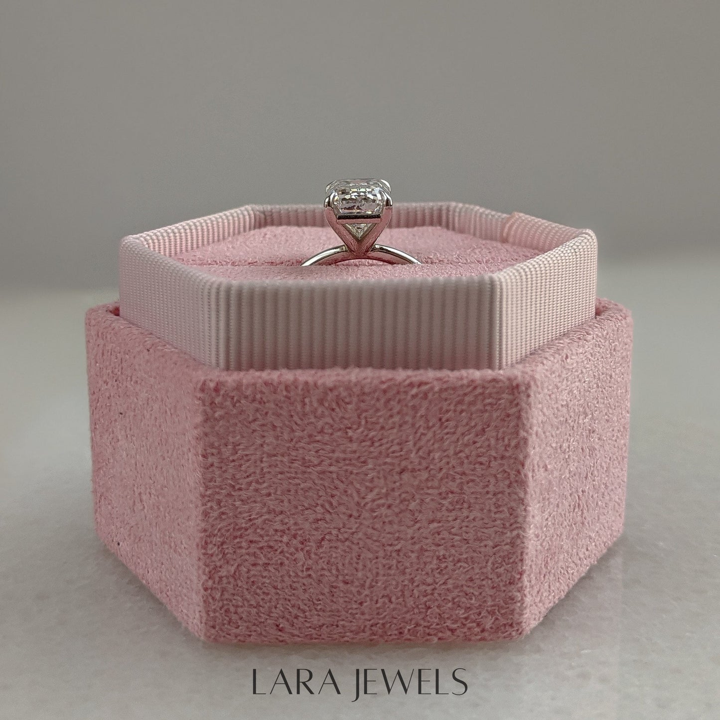 1.50-3.50 CT Emerald Lab Grown Diamond Solitaire Engagement Ring