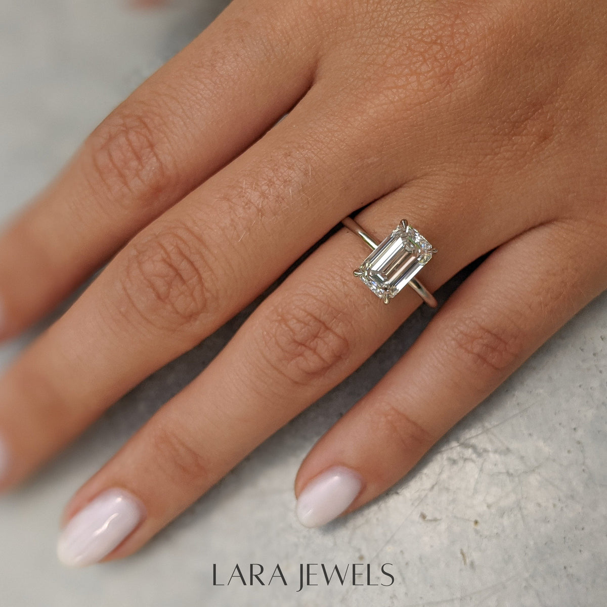 1.50-3.50 CT Emerald Lab Grown Diamond Solitaire Engagement Ring