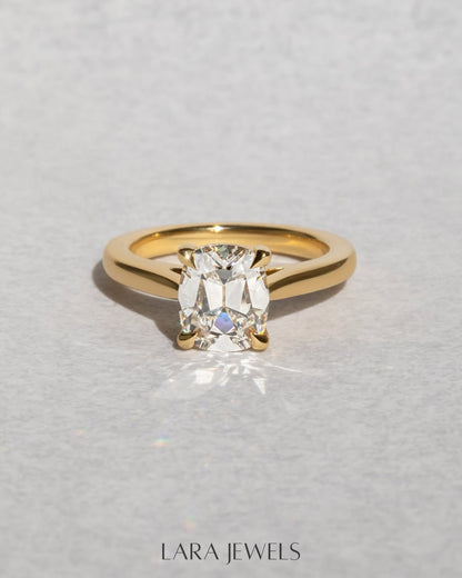 1.0-3.50 CT Cushion Lab Grown Diamond Solitaire Engagement Ring