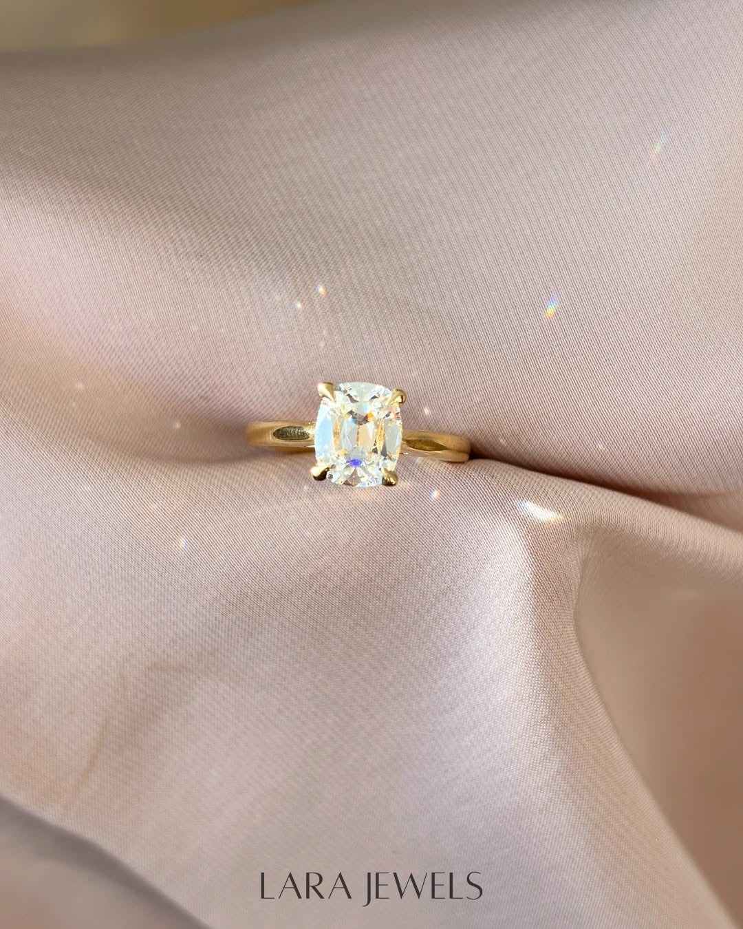1.0-3.50 CT Cushion Lab Grown Diamond Solitaire Engagement Ring