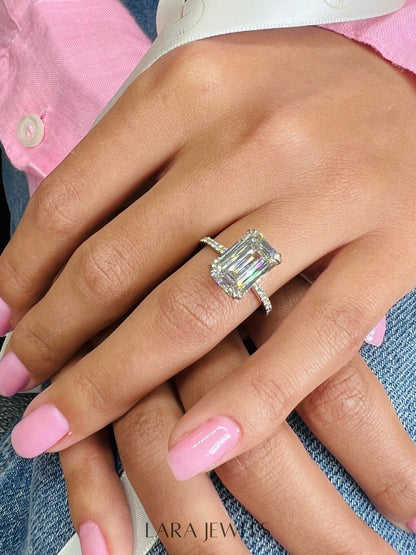 2.50-5.0 CT Emerald Lab Grown Diamond Pave Engagement Ring